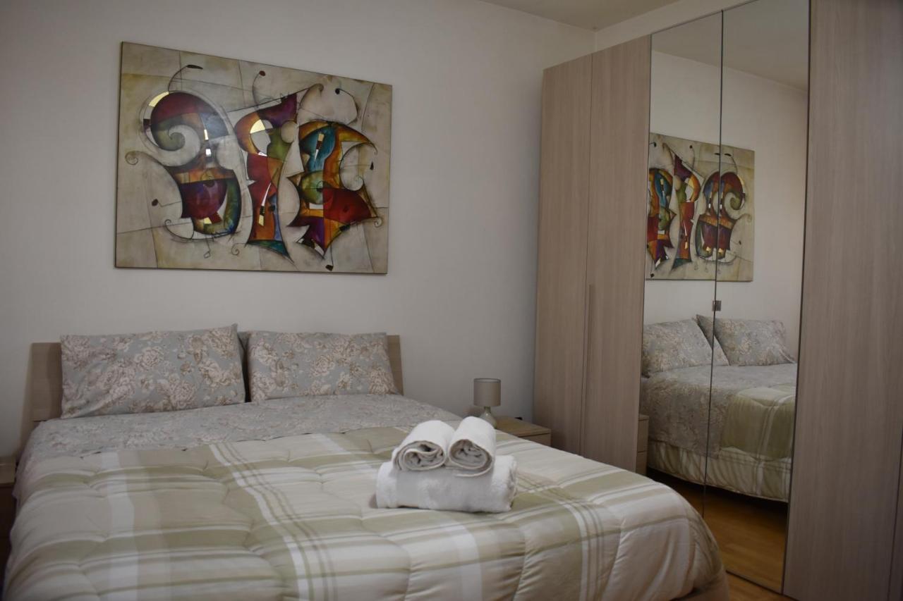 Elegant Apartment And Free Car Parking - Quite Area Favaro Veneto Extérieur photo